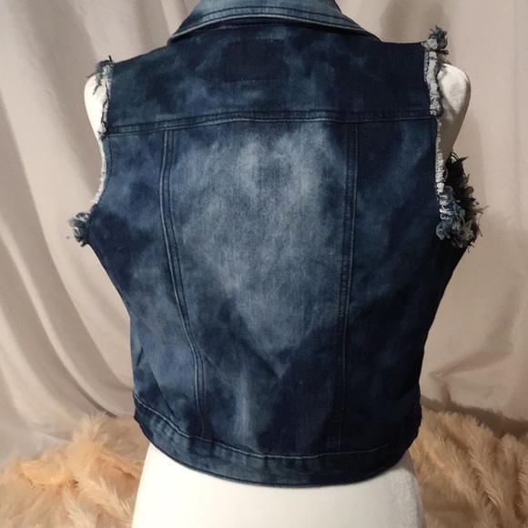 Cropped denim vest - Picture 3 of 3